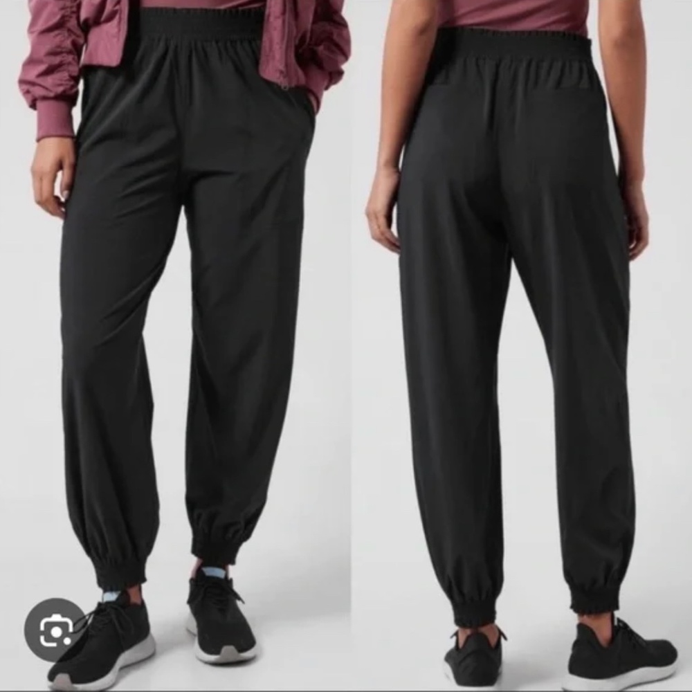 Athleta Savannah Jogger Black